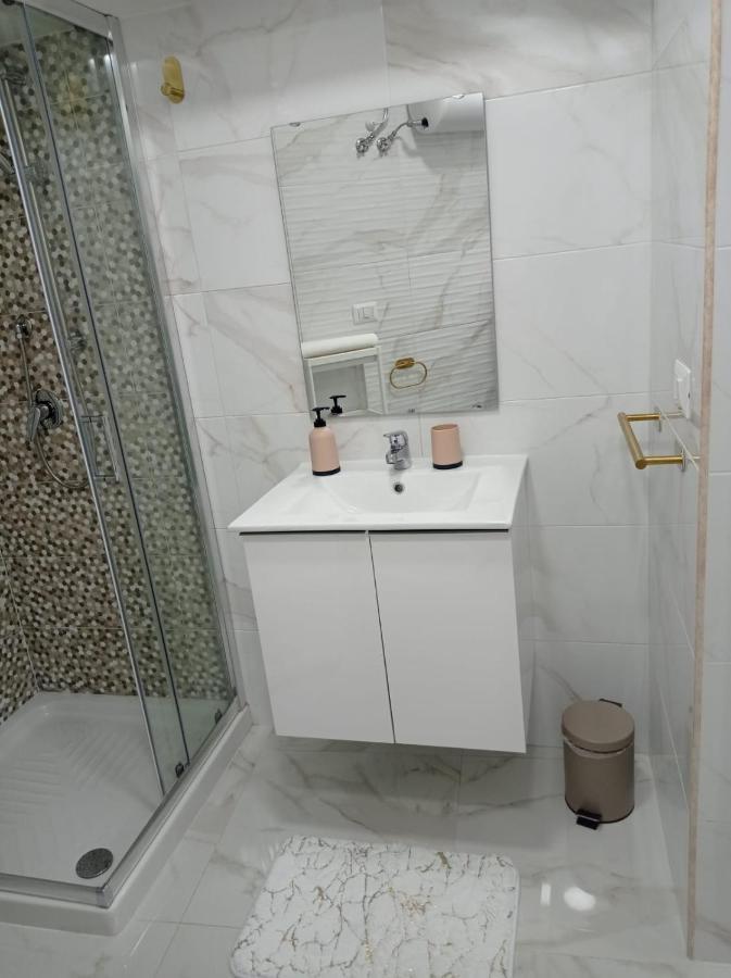 Dea'S Home Неаполь Экстерьер фото